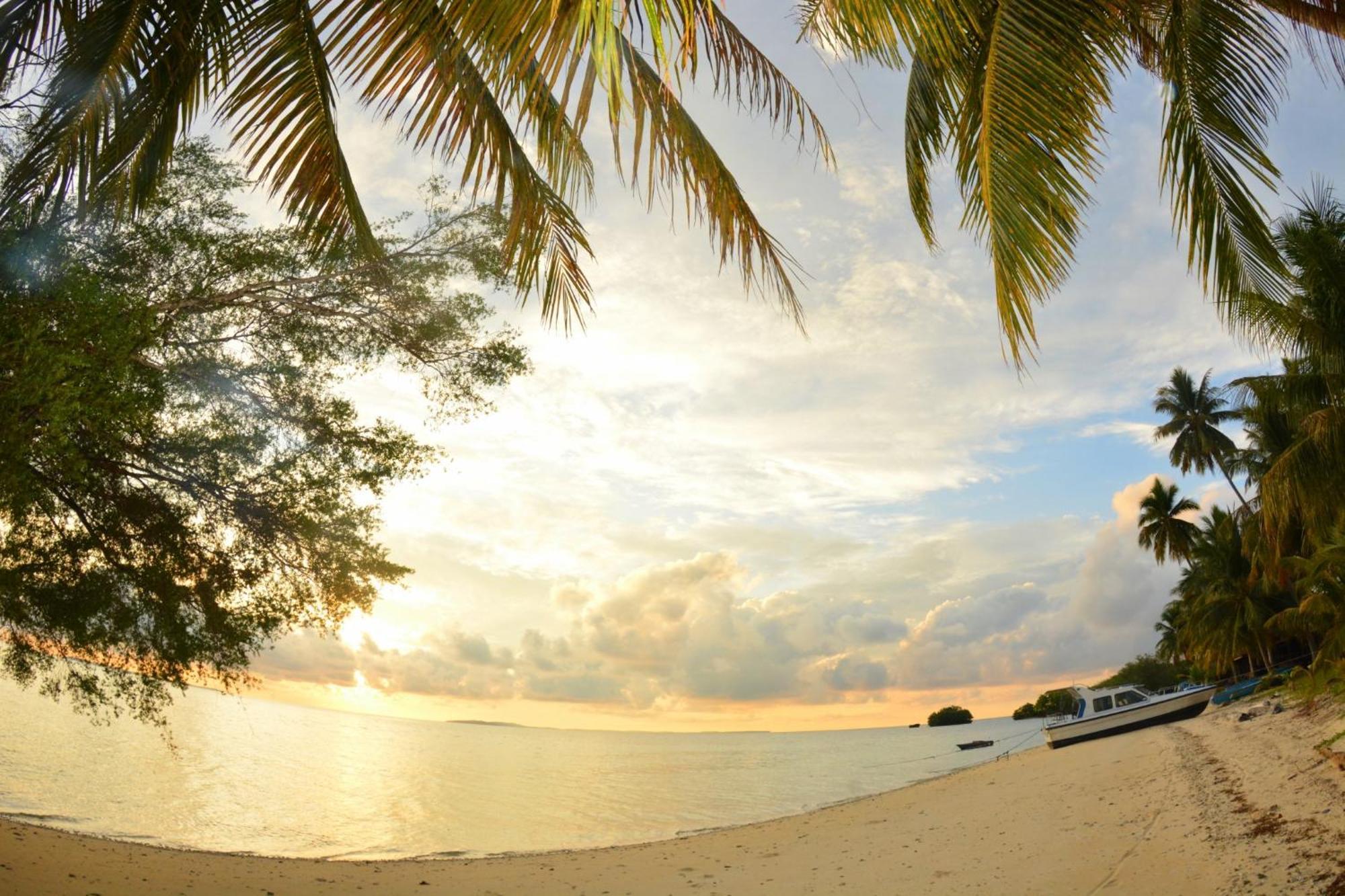 Nunukan Island Resort Maratua Island Exterior photo